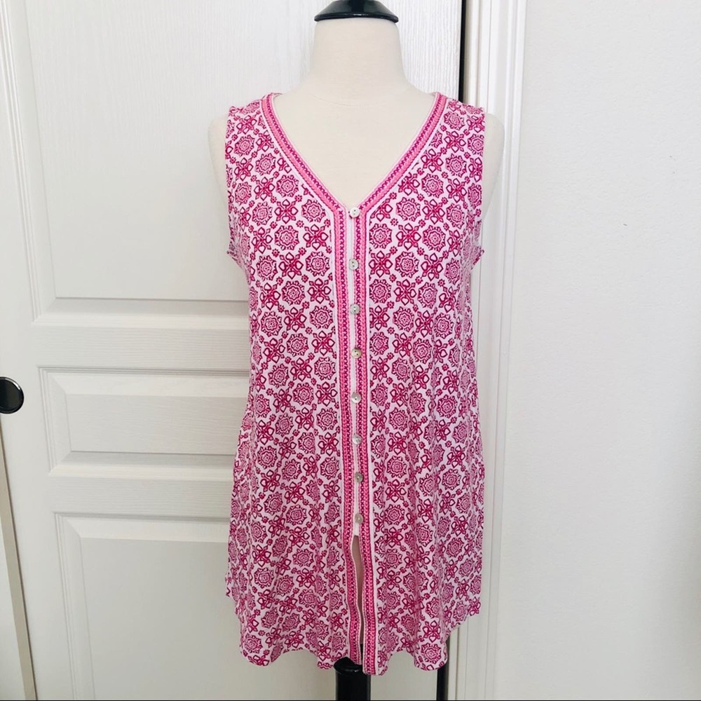 J Jill pink medallion V-neck tank top button down